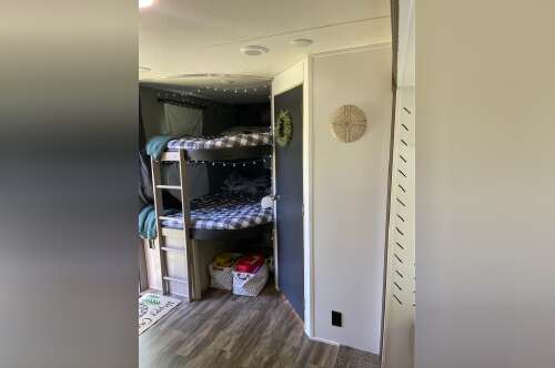 2020 Coachmen CATALINA LEGACY EDITION 273BHSCK in maple grove MN