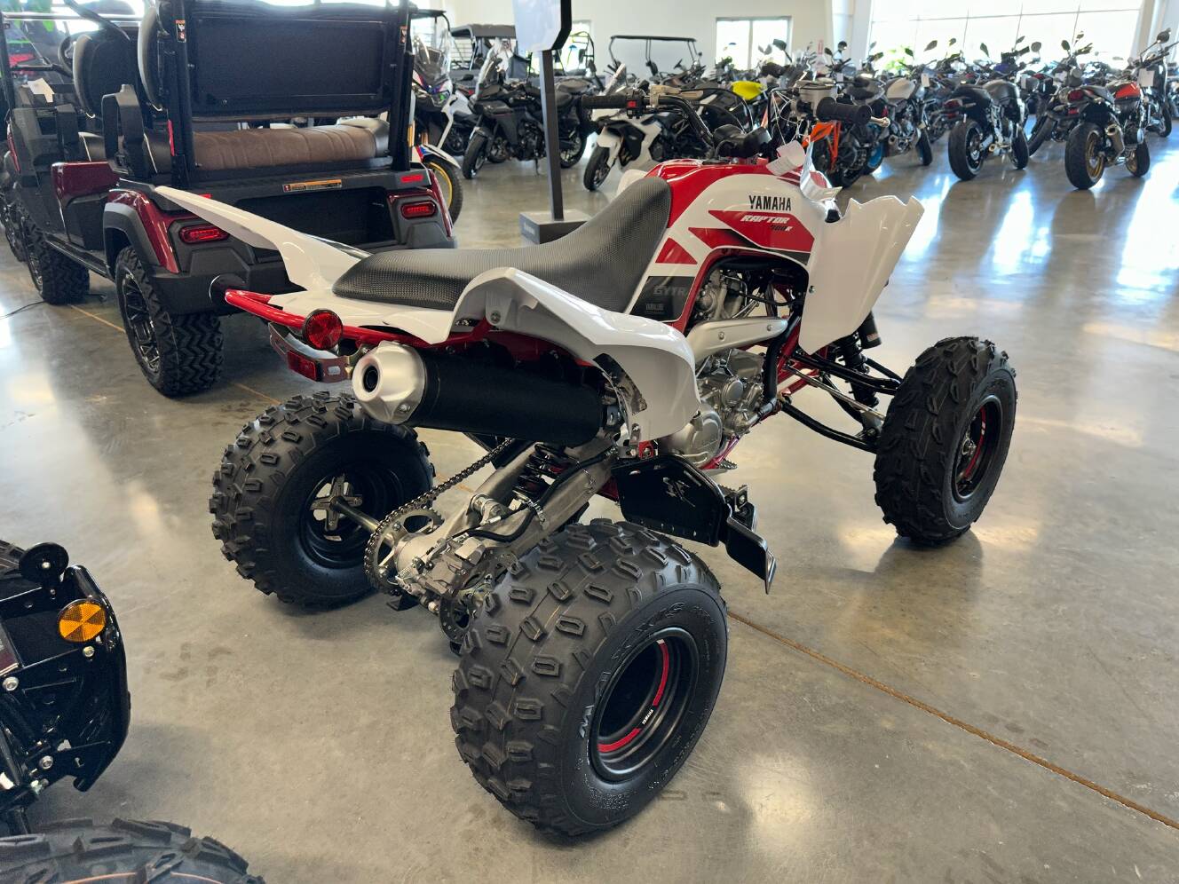 A photo of this 2026 Yamaha Raptor 700R SE