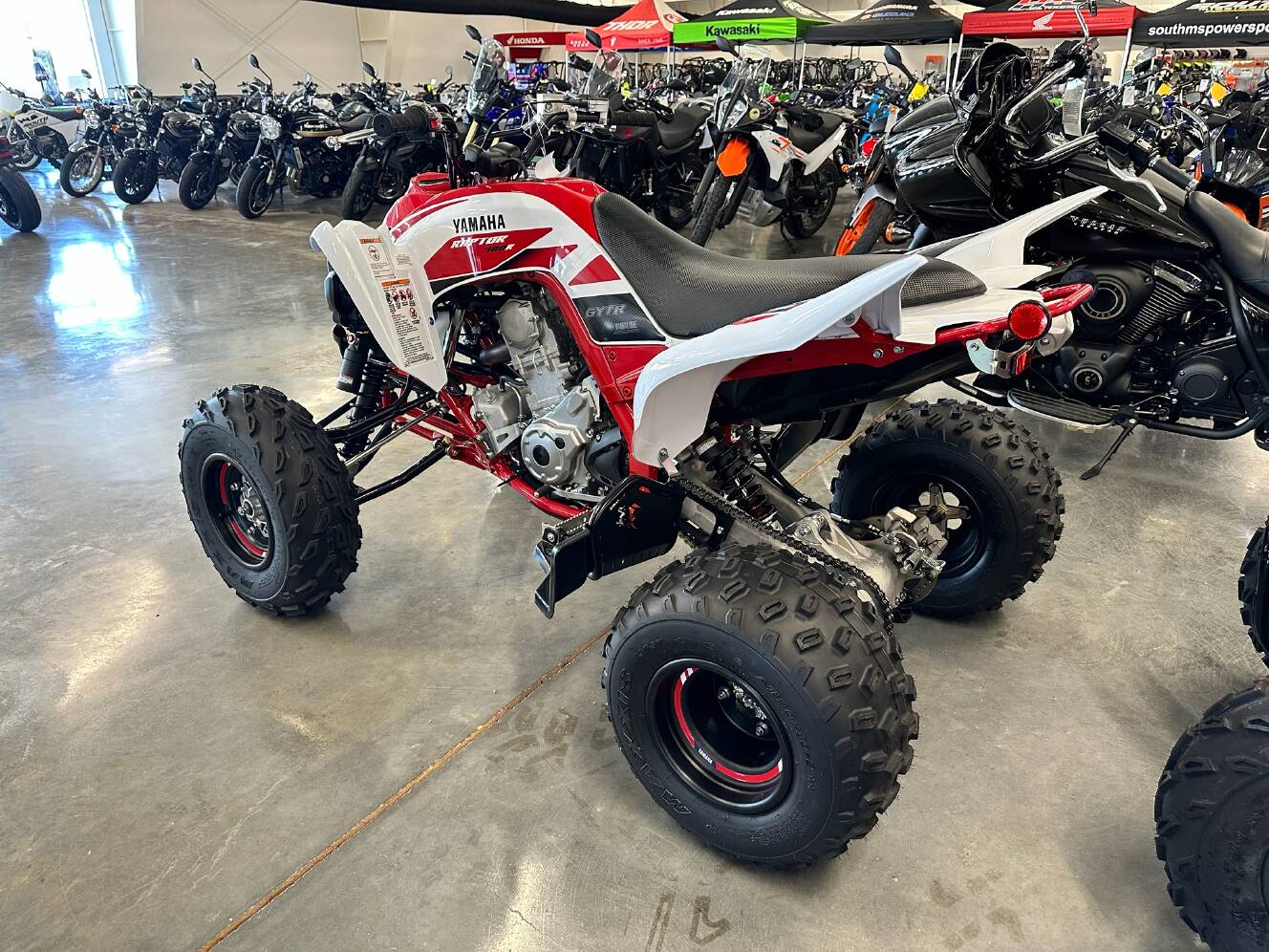 A photo of this 2026 Yamaha Raptor 700R SE