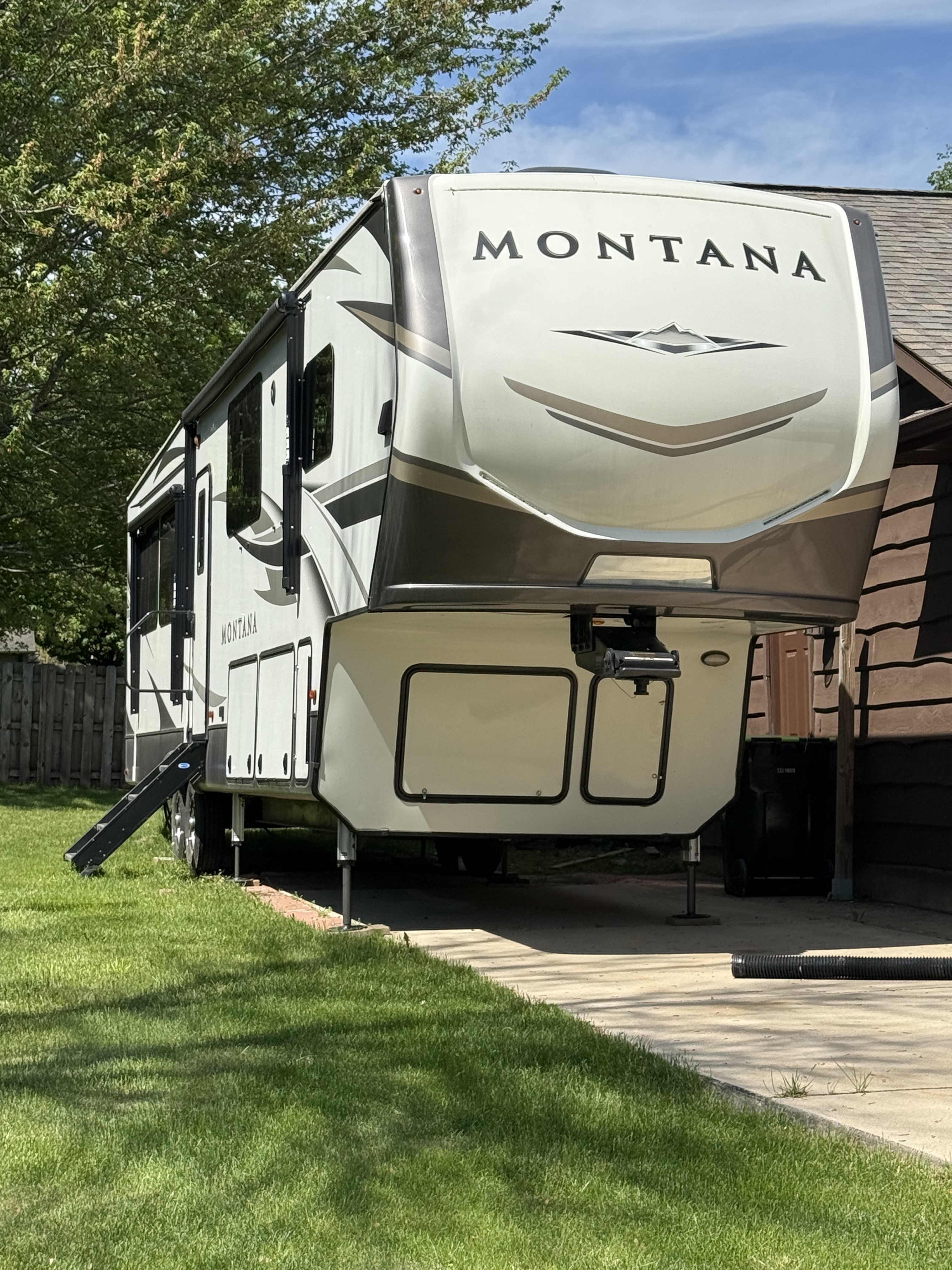 2020 Keystone MONTANA 3855BR RV
