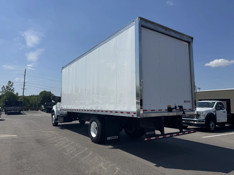 2027 FORD F650