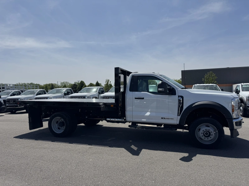 2025 FORD F550