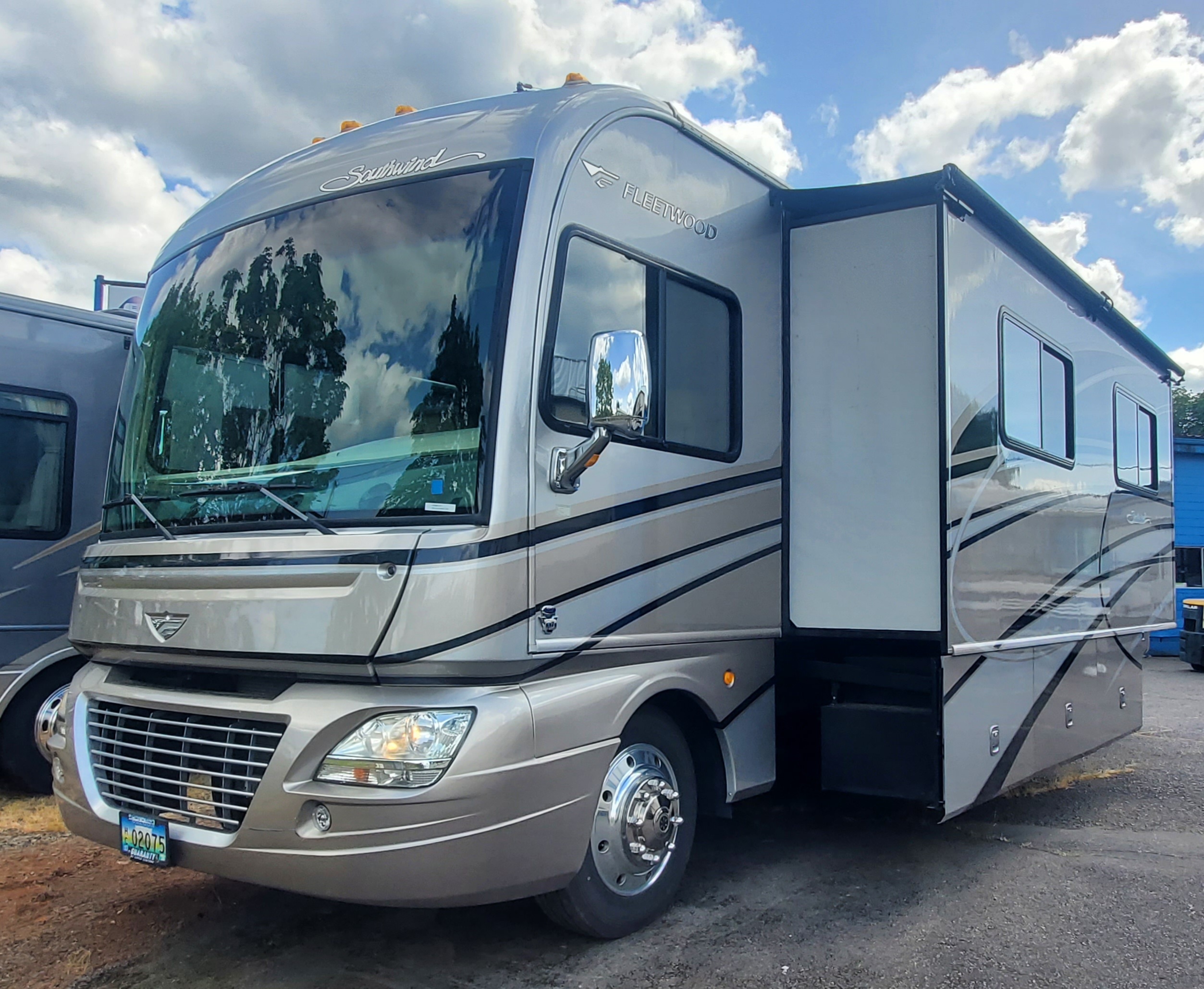 2014 Fleetwood SOUTHWIND 34A in salem OR
