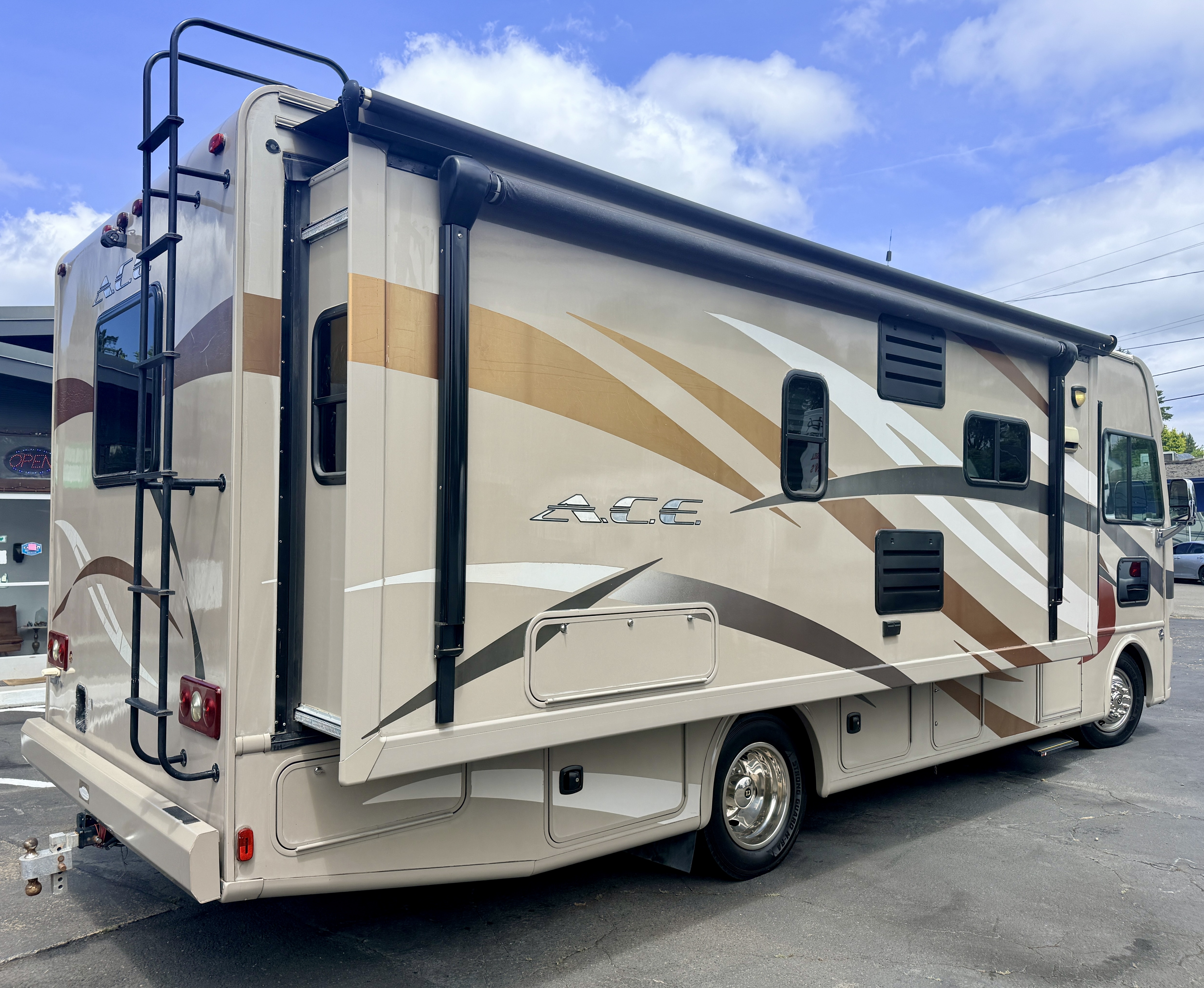 2014 Thor Motor Coach A.C.E. 27.1 in beaverton OR