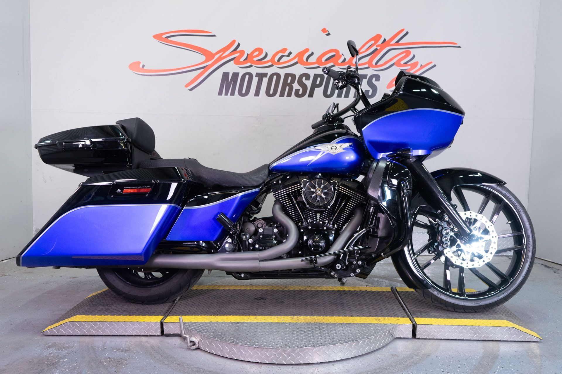 2010 Harley-Davidson Road Glide® Custom CUSTOM in Sacramento, CA