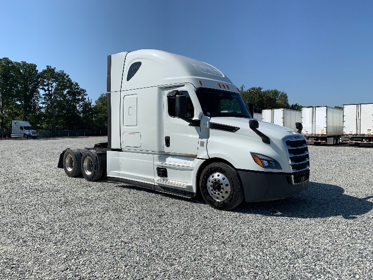 2021 FREIGHTLINER CASCADIA 126 in Greensboro, NC