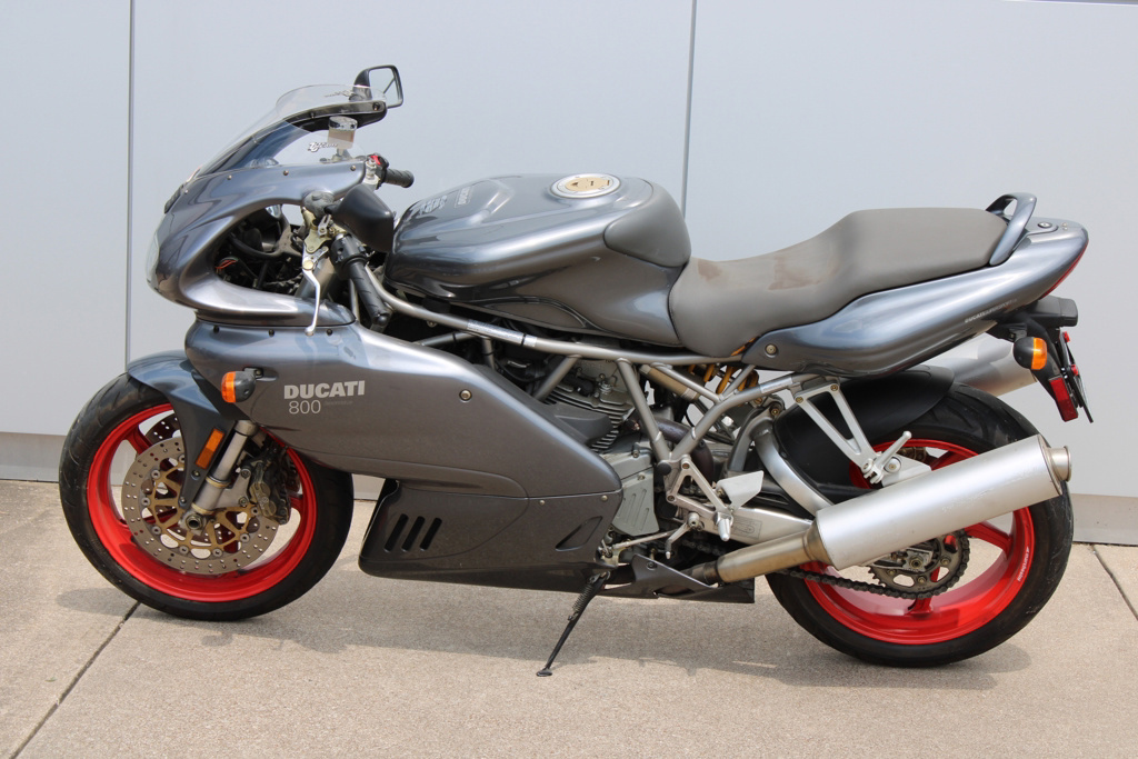 Gray Ducati,honda,ktm,kawasaki,triumph Standard Motorcycles Under