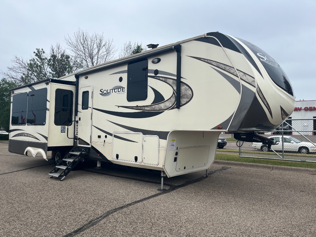 2017 Grand Design Solitude 300GK in ramsey MN