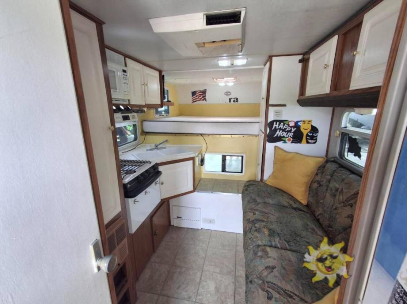 A photo of this 2008 Starcraft Starcraft Lite Series M-952