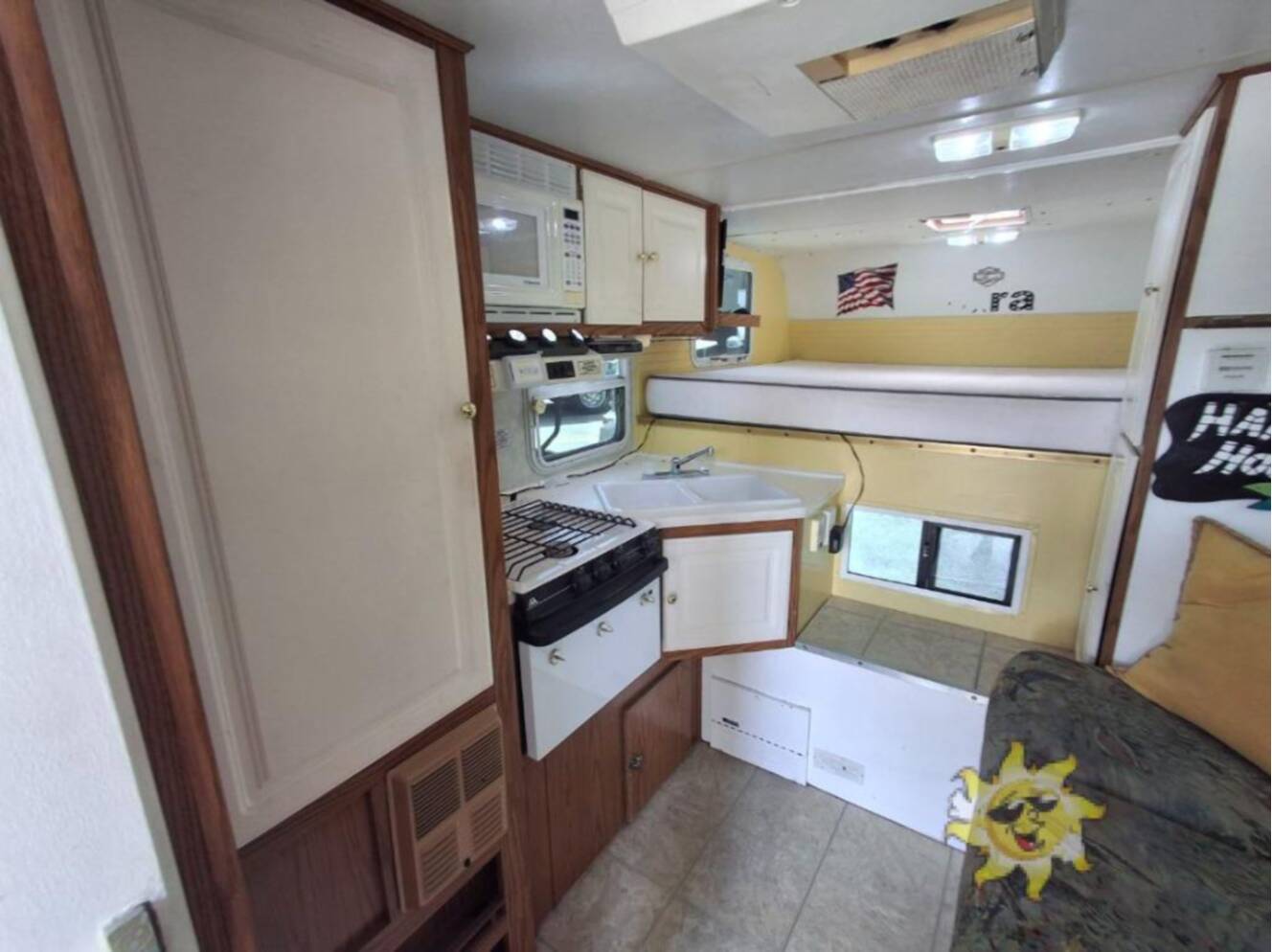 A photo of this 2008 Starcraft Starcraft Lite Series M-952