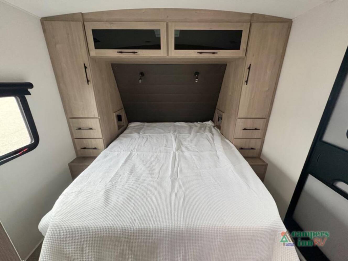 A photo of this 2026 Grand Design Imagine 3210BH
