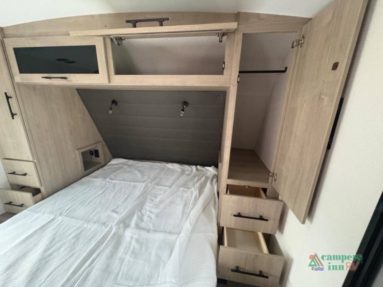 A photo of this 2026 Grand Design Imagine 3210BH