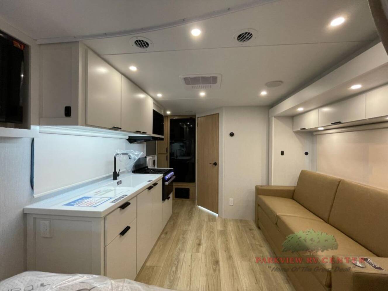A photo of this 2026 Winnebago Thrive 18FBS
