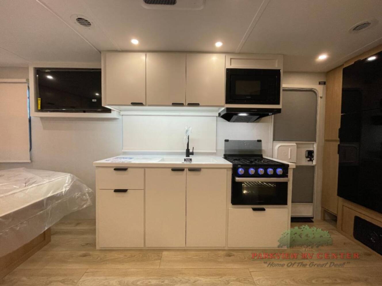 A photo of this 2026 Winnebago Thrive 18FBS