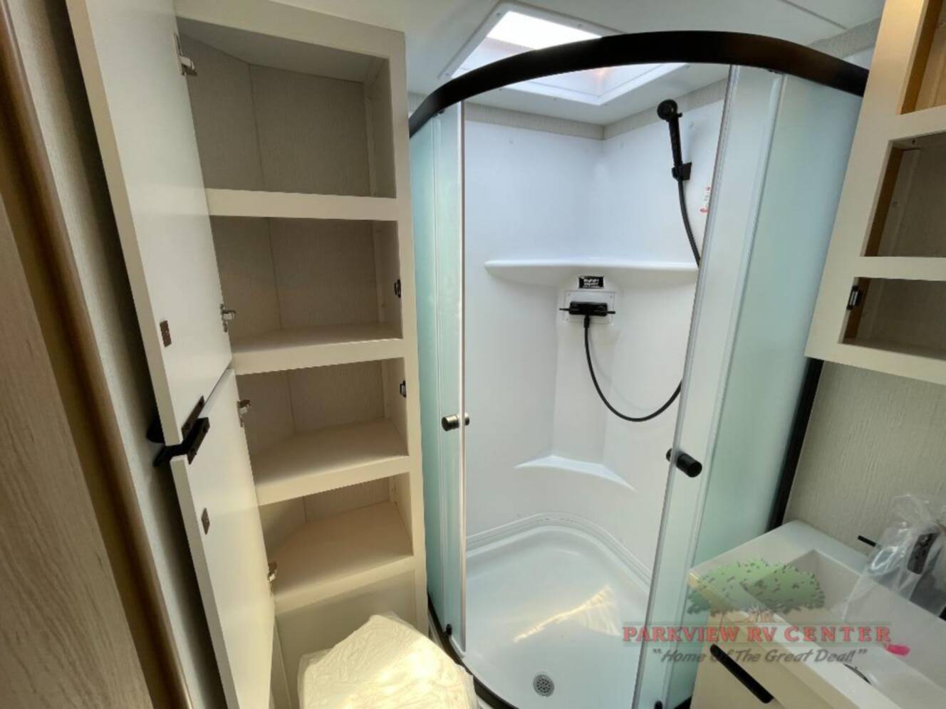 A photo of this 2026 Winnebago Thrive 18FBS