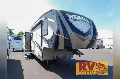2016 Winnebago Industries Towables Voyage XLT 35RLXLT in eugene OR