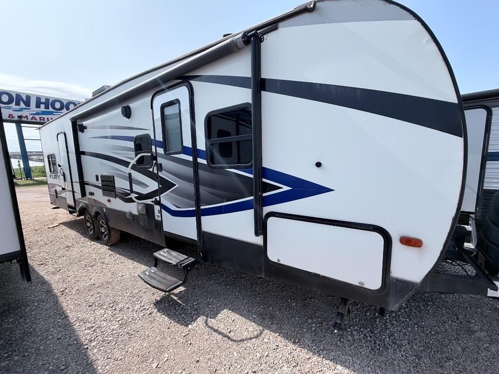 2018 Prime Time Rv Fury 3110 in breckenridge TX