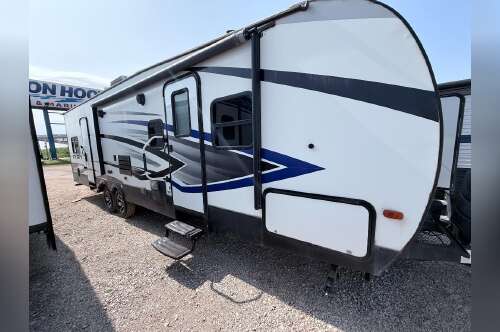 2018 Prime Time Rv Fury 3110 in breckenridge TX