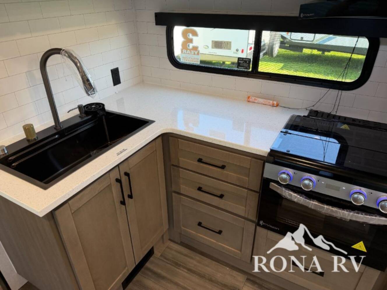 A photo of this 2026 Open Range Rv Range Lite 270DBL