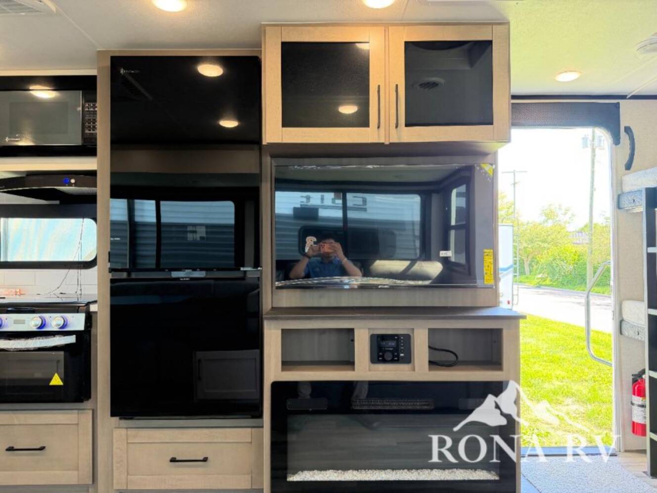 A photo of this 2026 Open Range Rv Range Lite 270DBL