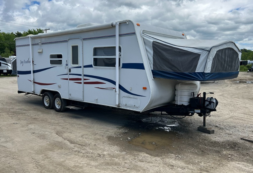 2007 Jayco Jay Feather EXP 232 in manchester ME