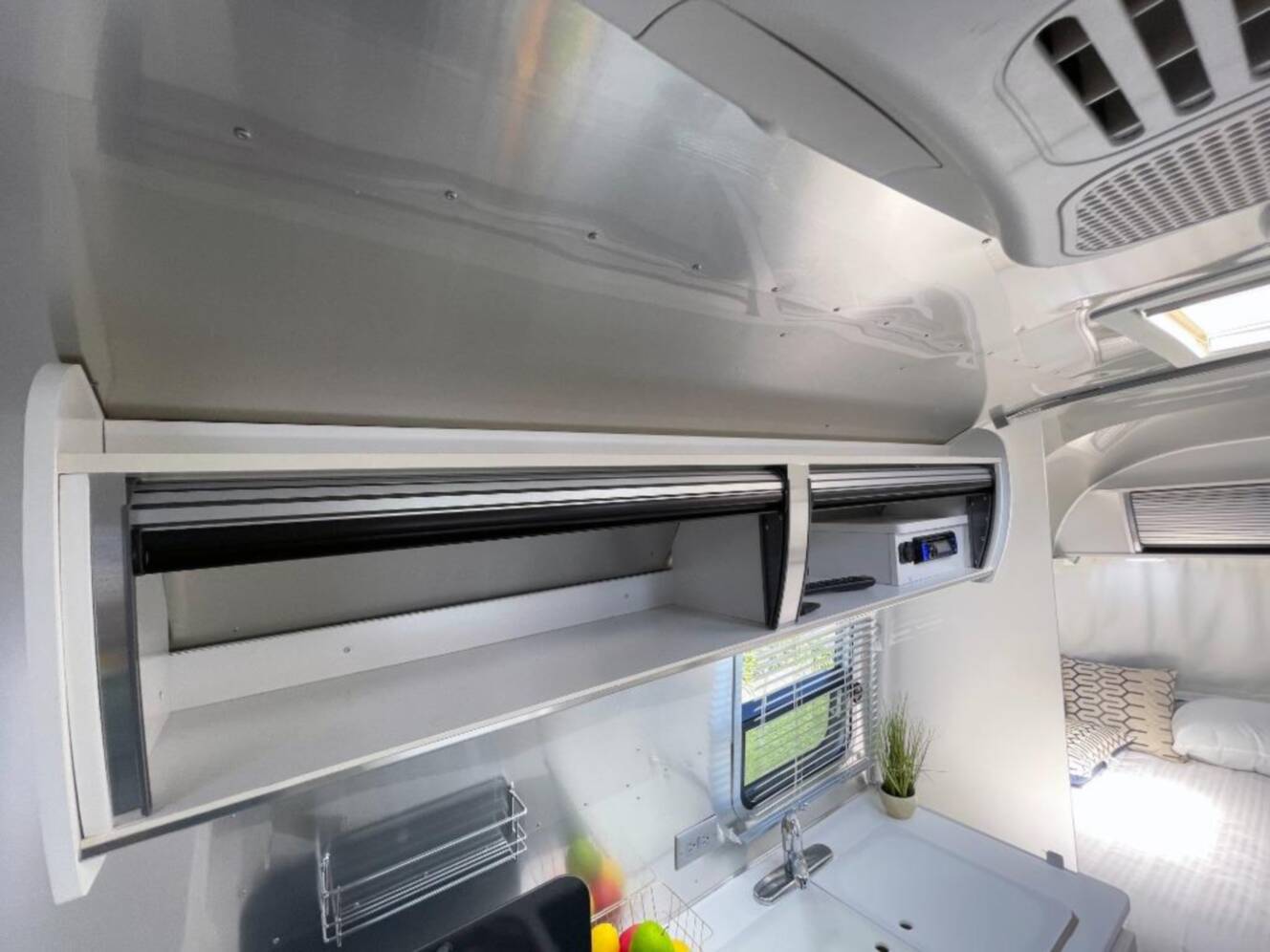 A photo of this 2019 Airstream Bambi SPORT 22