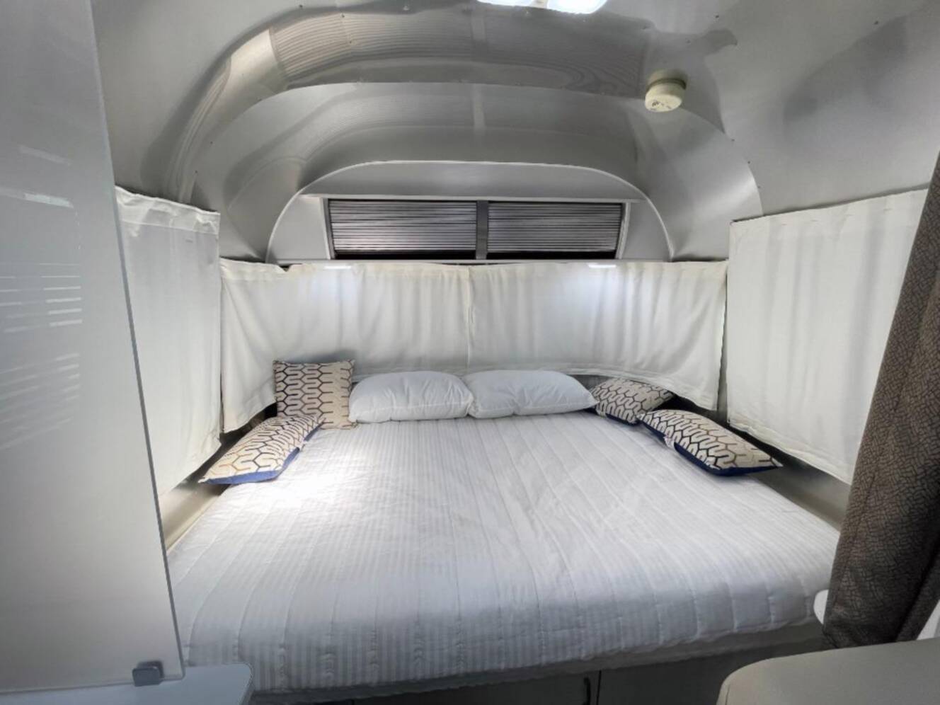 A photo of this 2019 Airstream Bambi SPORT 22