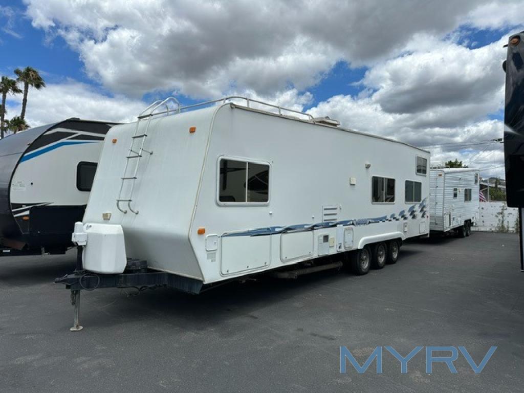2005 Weekend Warrior Rv Mfg. WEEKEND WARRIOR 300FB in el cajon CA