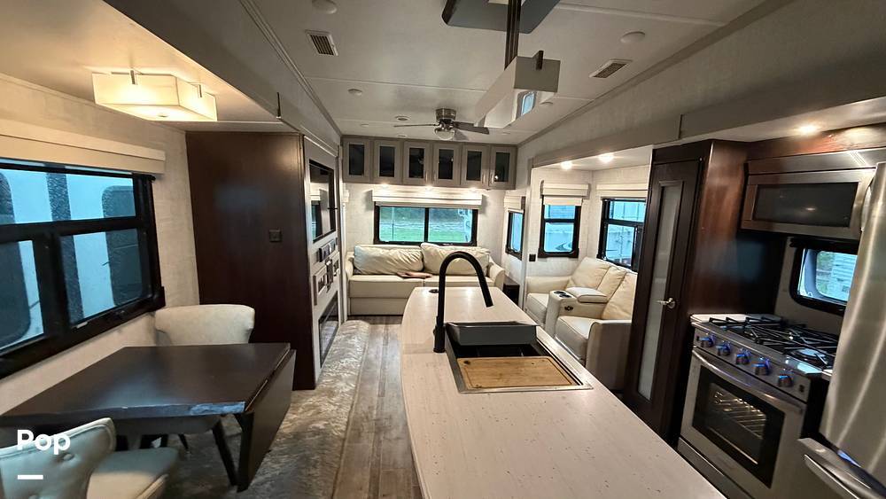 2021 Palomino Columbus 366RL in leesburg FL