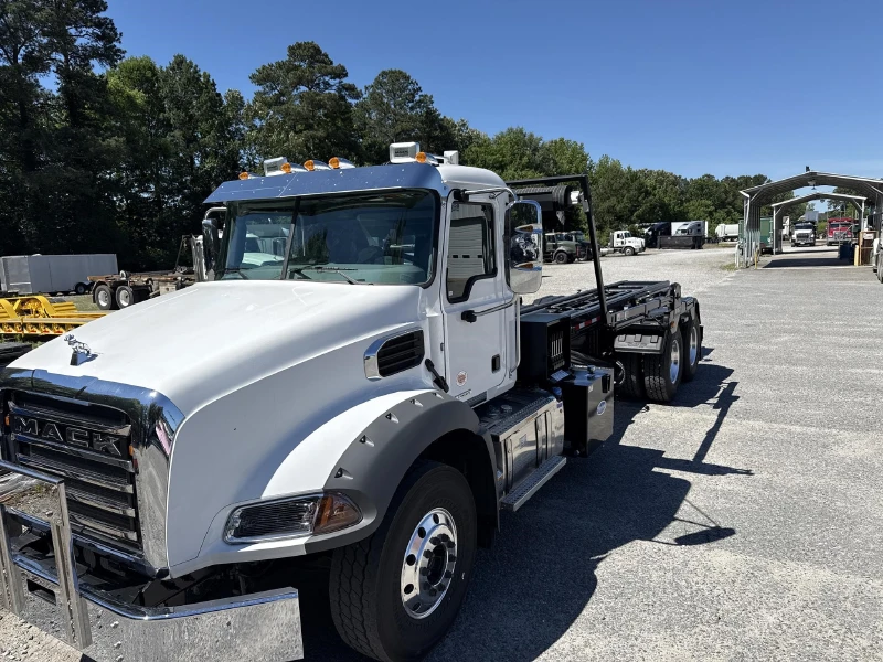 2027 MACK GRANITE