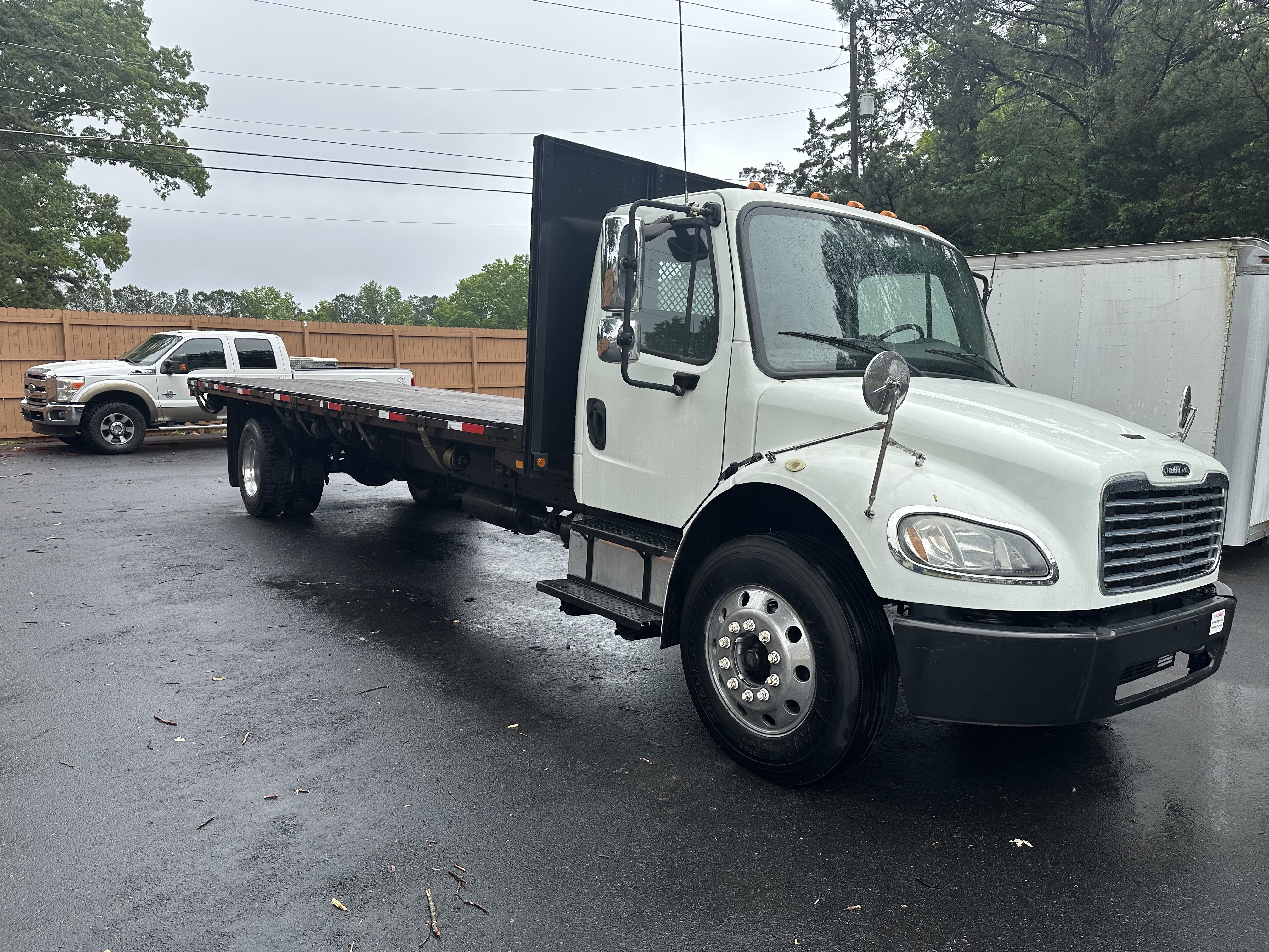 2014 FREIGHTLINER BUSINESS CLASS M2 106 in Acworth, GA