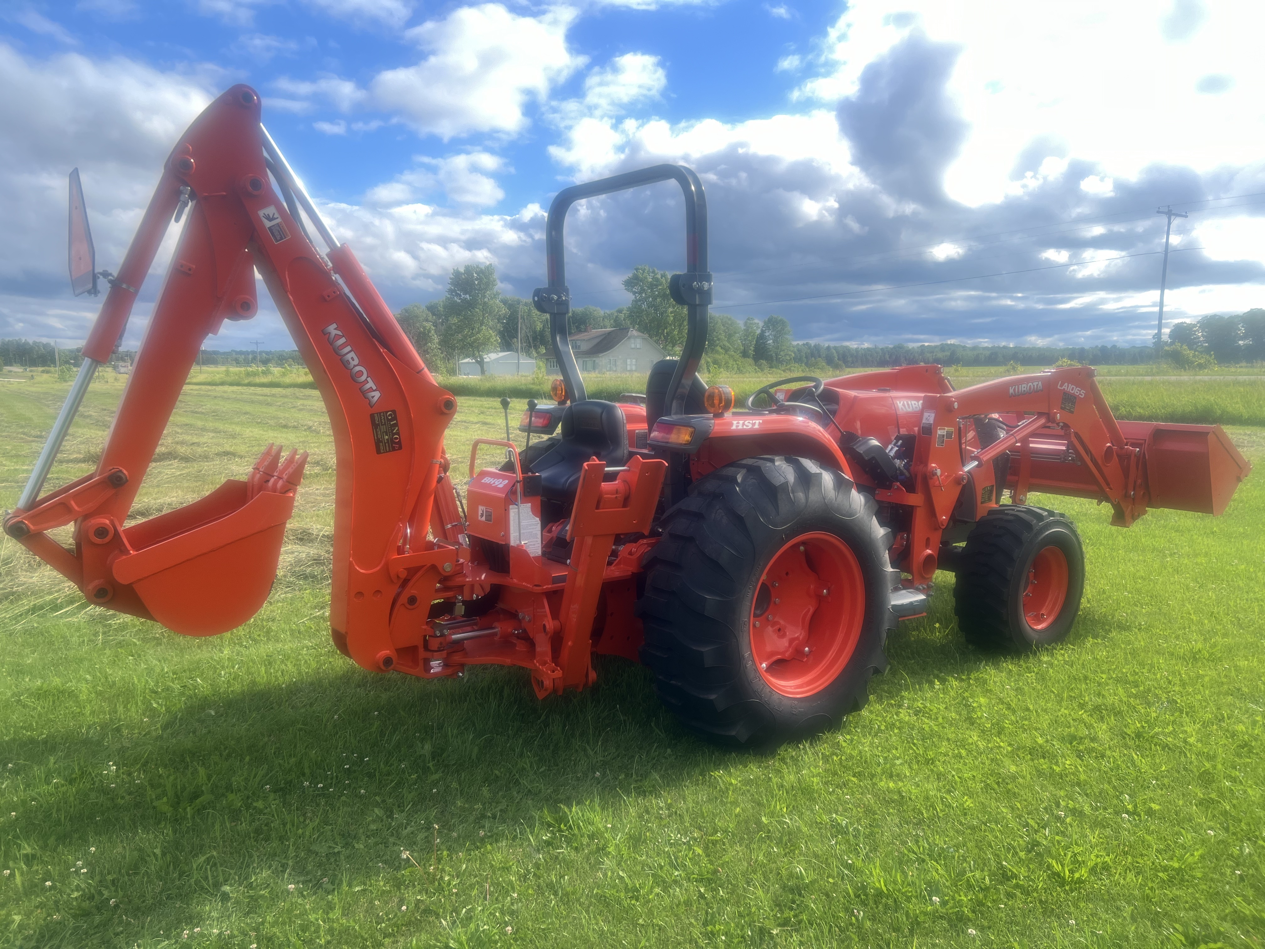 2019 KUBOTA MX5800 in Millersburg, MI