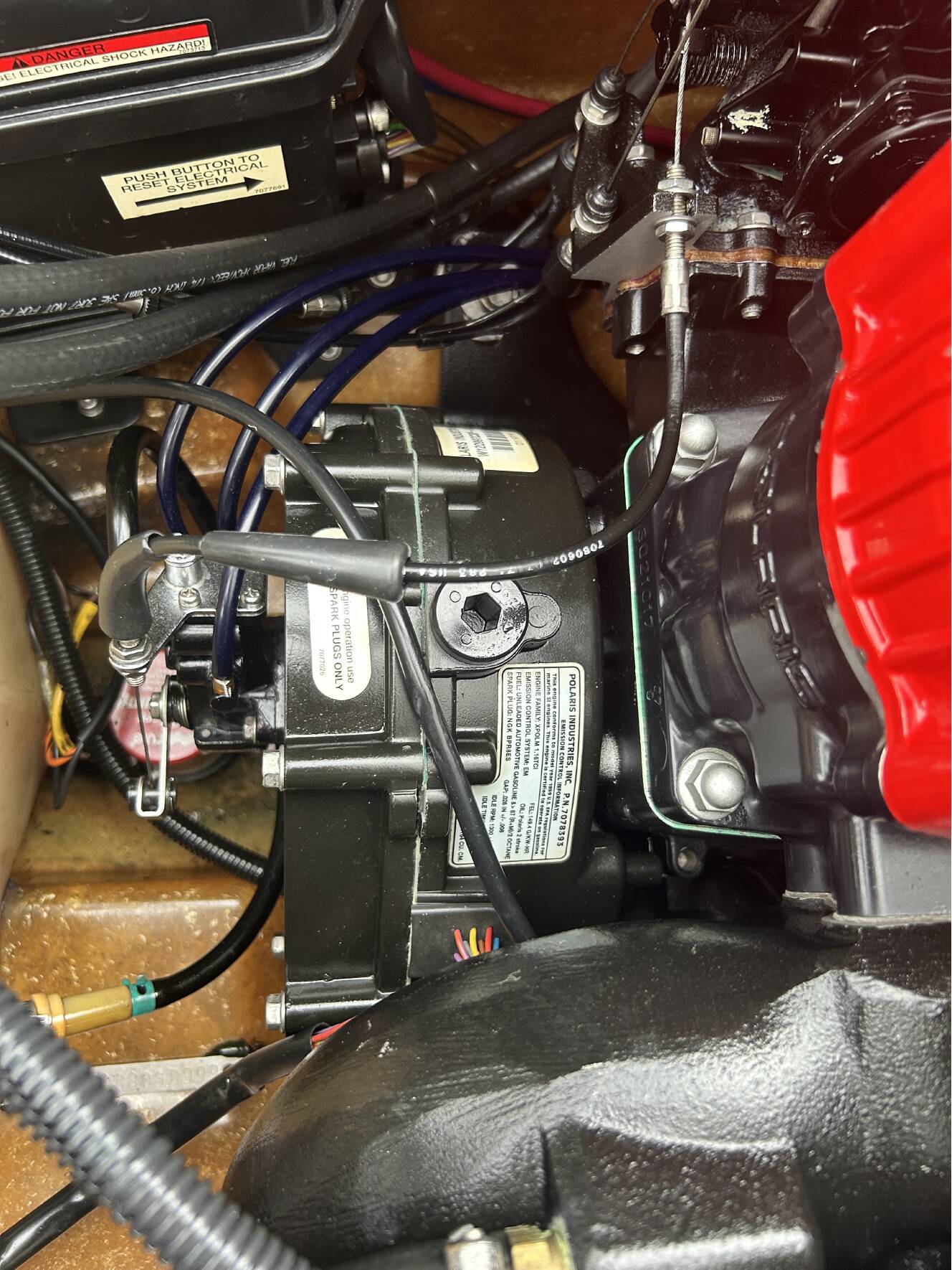 A photo of this 1999 Polaris GENESIS I