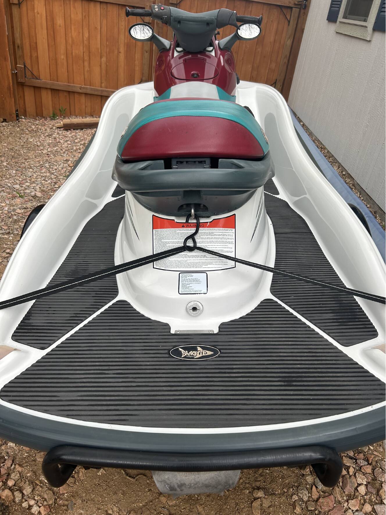 A photo of this 1999 Polaris GENESIS I