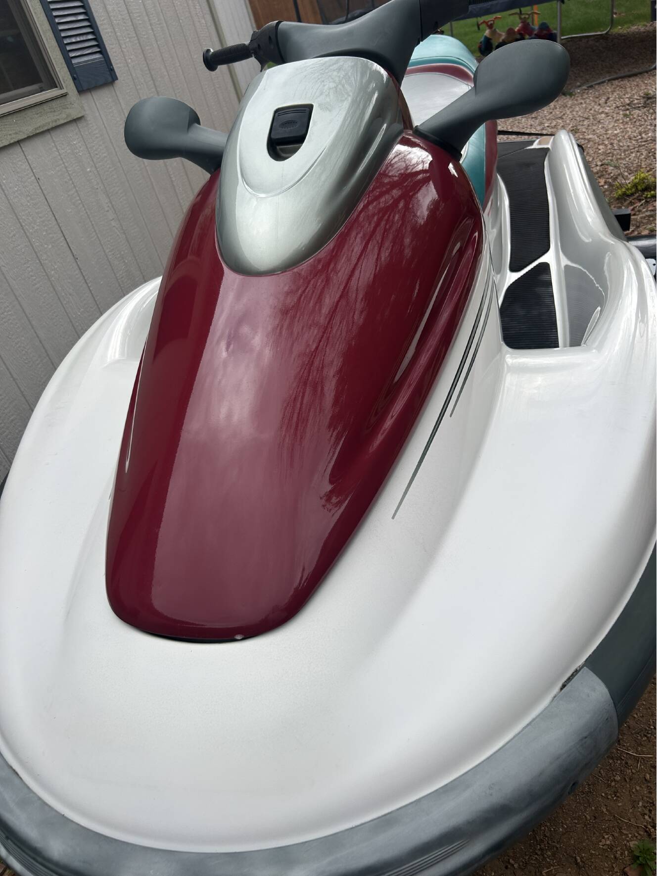 A photo of this 1999 Polaris GENESIS I