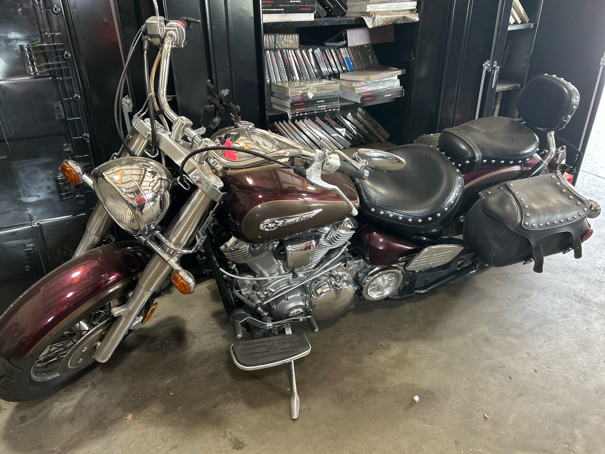 2001 Yamaha Road Star Silverado SILVERADO in Statesville, NC