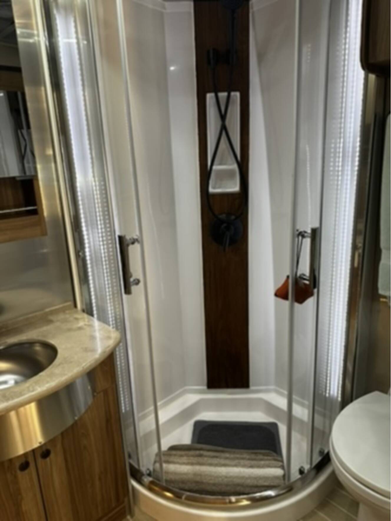 A photo of this 2020 Airstream ATLAS TOMMY BAHAMA