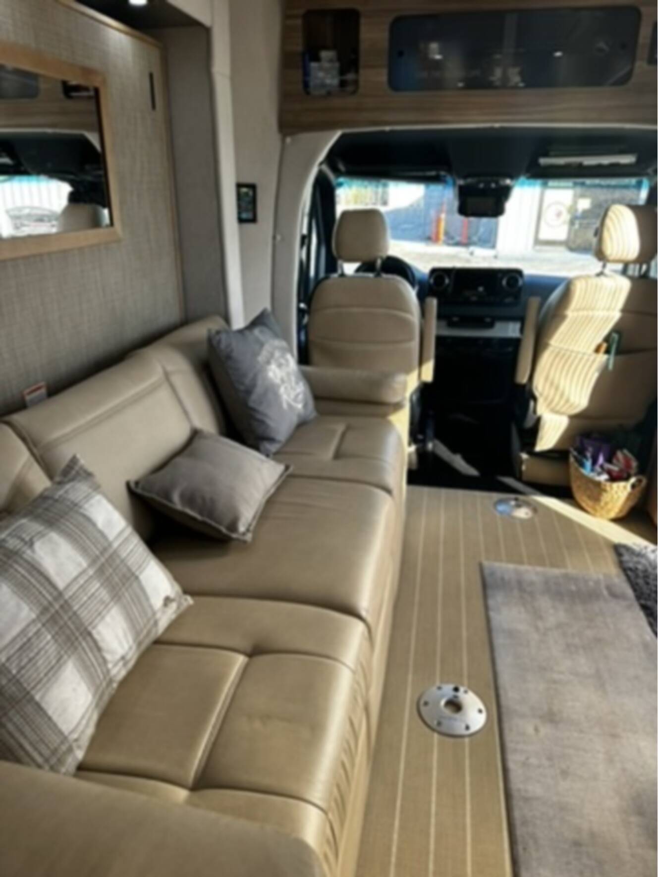 A photo of this 2020 Airstream ATLAS TOMMY BAHAMA