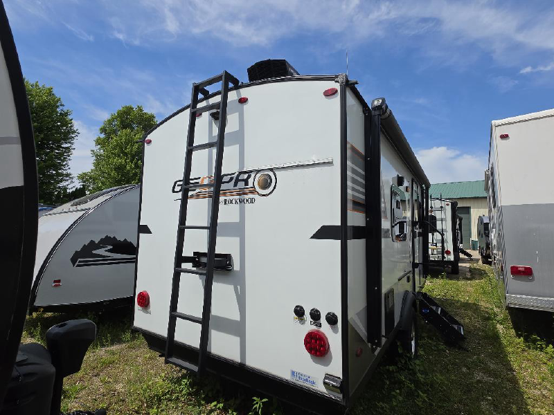 2020 FOREST RIVER 19FD