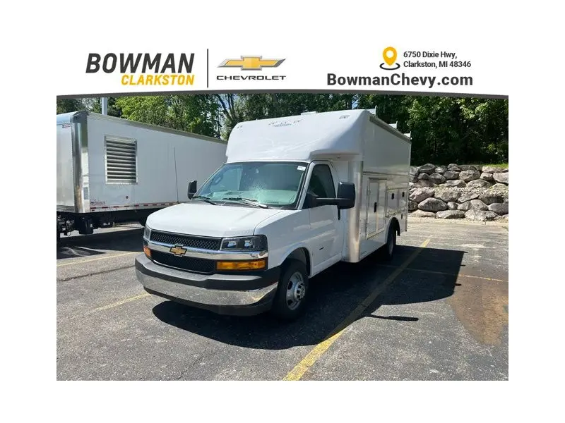 2026 CHEVROLET Express 3500