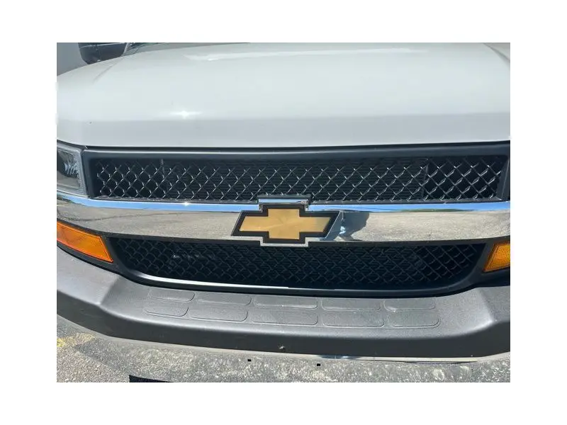 2026 CHEVROLET Express 3500
