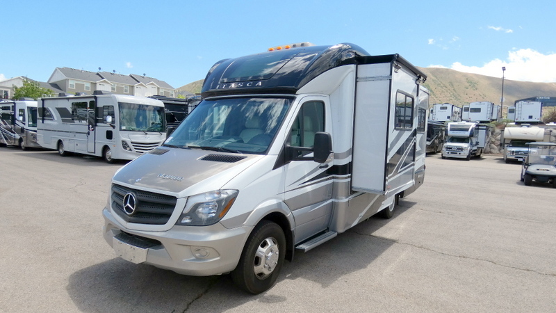 2014 Winnebago NAVION 24G iQ RV