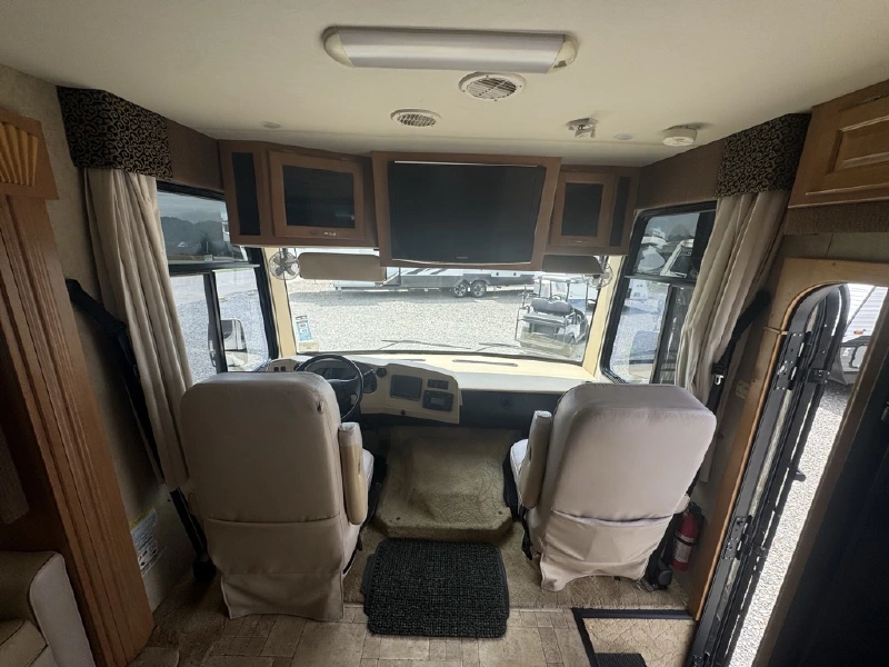 2010 NEWMAR BAY STAR 2702