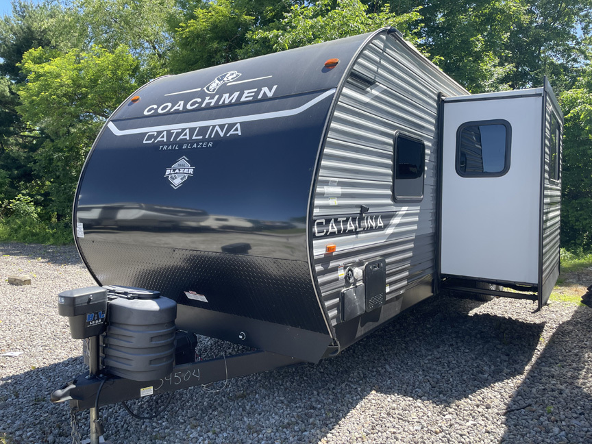2025 Coachmen CATALINA TRAIL BLAZER 29THS in belmont OH
