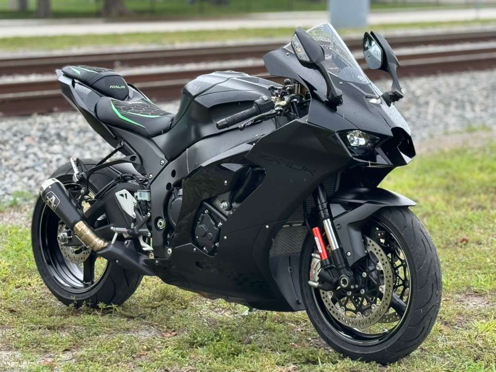 Black 2024 Ducati,kawasaki,suzuki,triumph,yamaha Ninja Motorcycles
