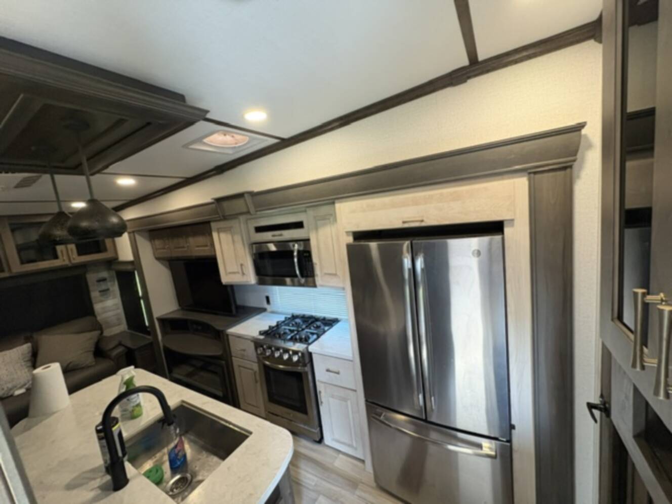 A photo of this 2021 Alliance Rv PARADIGM 390MP