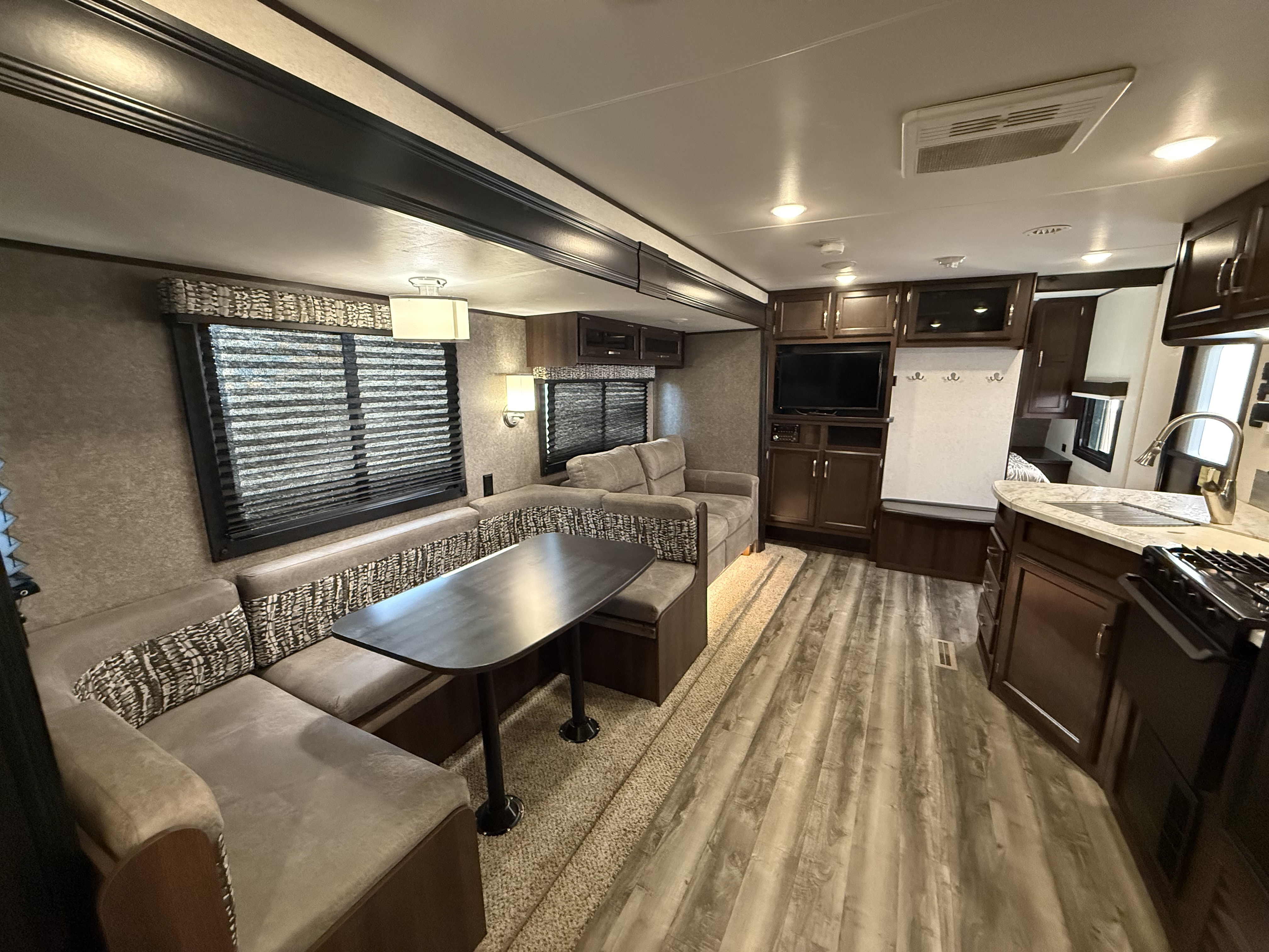 2020 Jayco JAY FLIGHT SLX8 287BHSW in rancho cucamonga CA