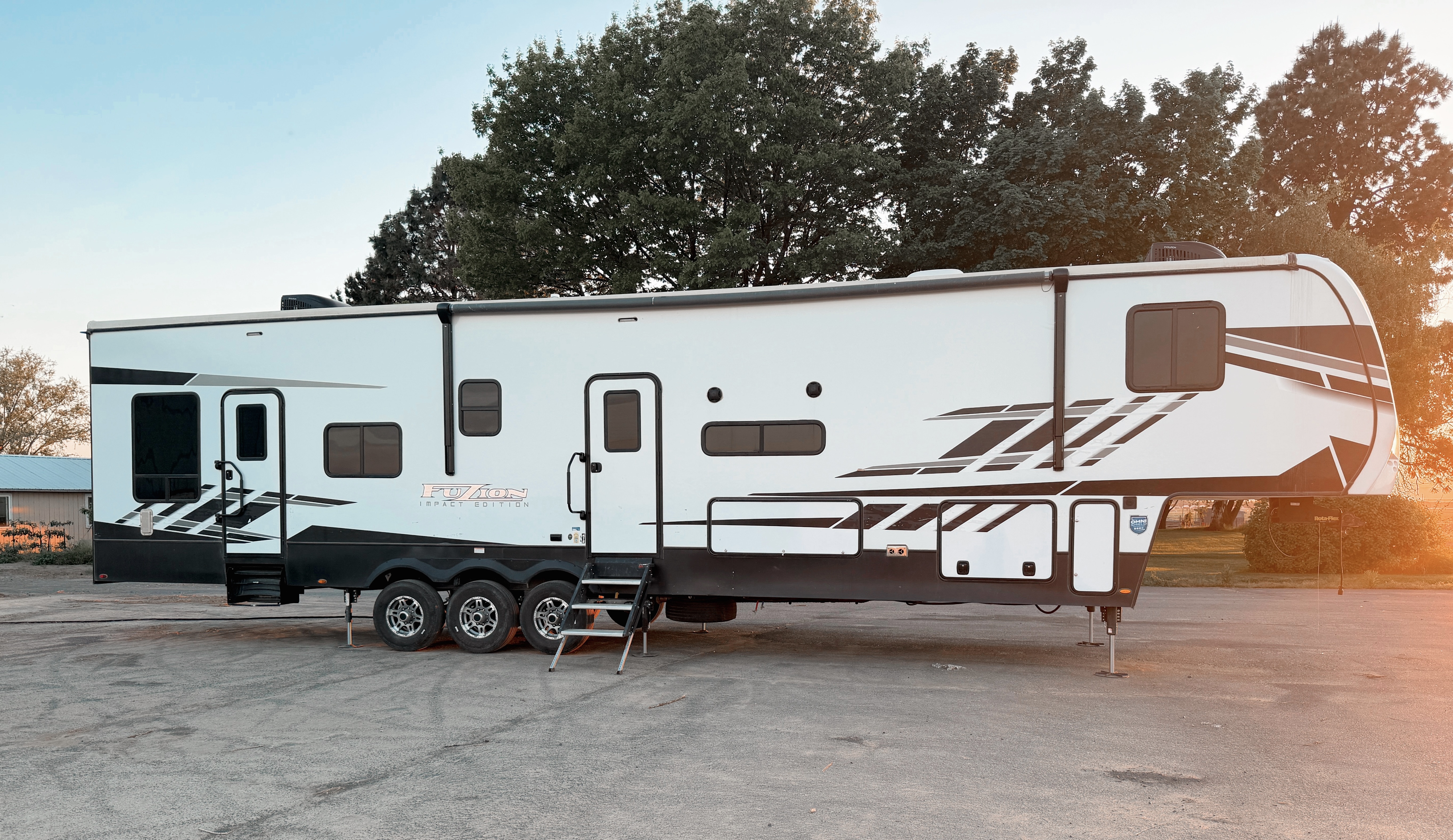 2022 Keystone FUZION IMPACT EDITION 415 415 RV