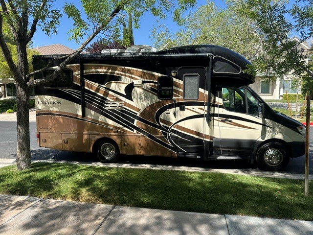 2013 Thor Motor Coach CHATEAU CITATION 24SR RV