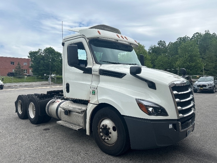 2020 FREIGHTLINER CASCADIA 126 in King Of Prussia, PA